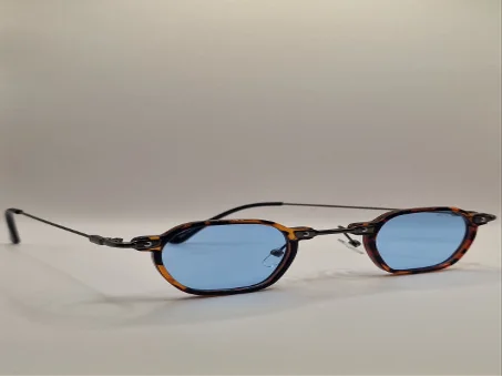 MOSCOT