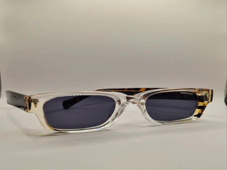 MOSCOT