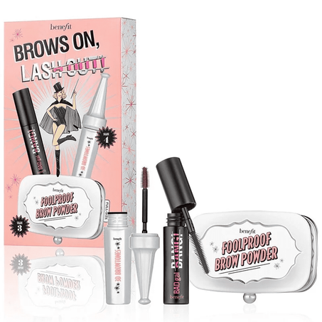 الحواجب على الرموش