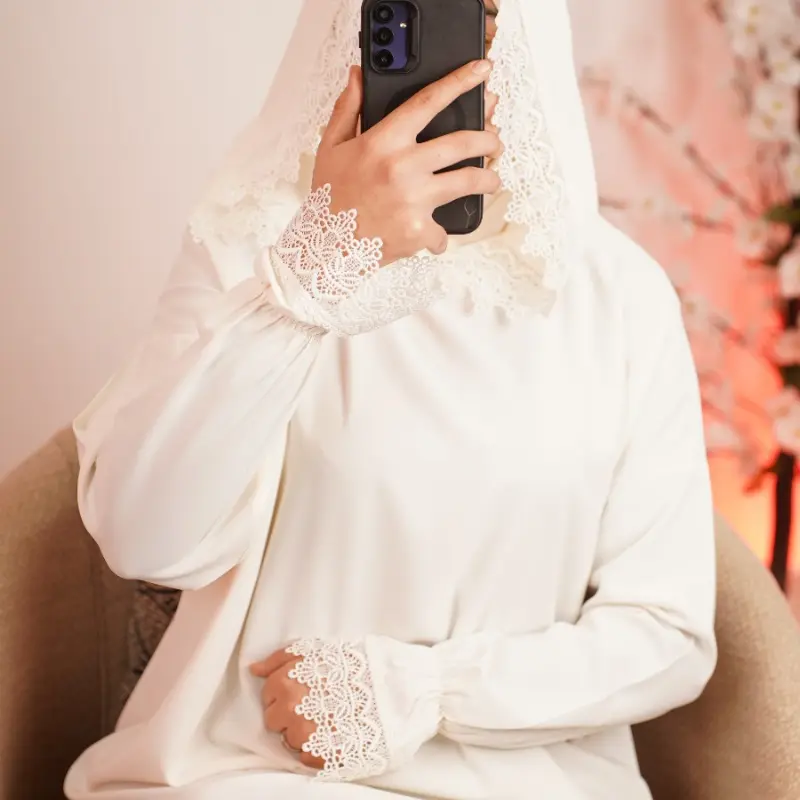 أناقة واحتشام فعباية وحدة ✨