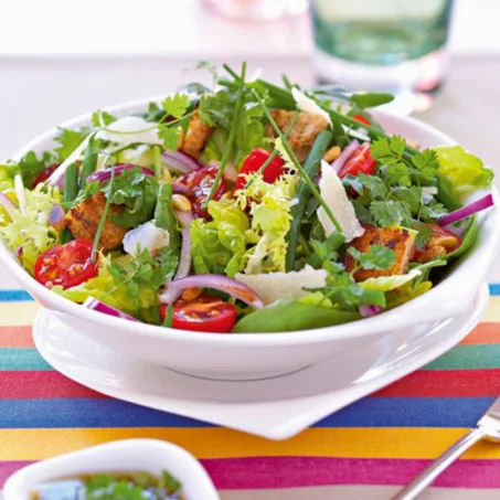 Salade noiçoise / سلطة طازجة