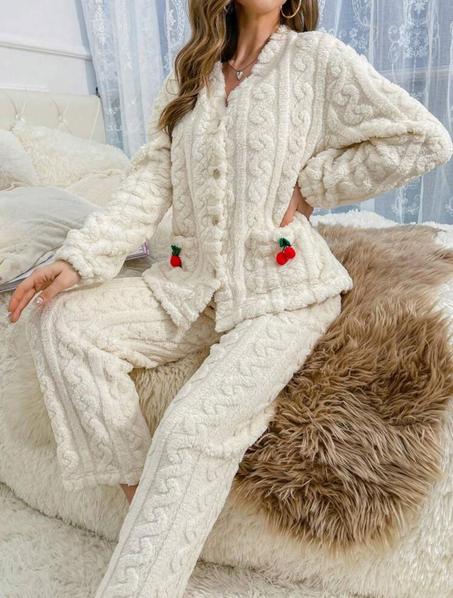 Pyjama chaud en velours pour femmes