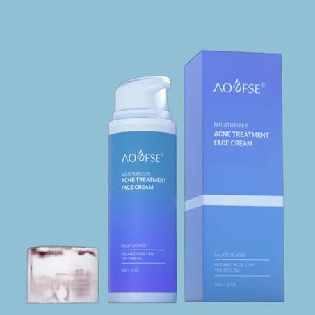 مرطب للعناية بالبشرة وبقع حب الشباب