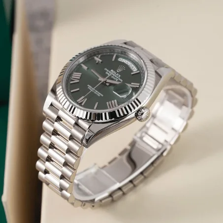 الموديل الثاني