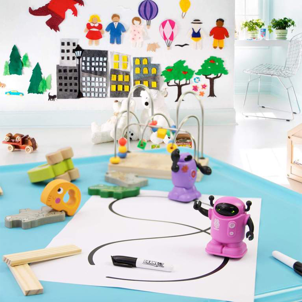 روبوت متتبع أي خط مرسوم