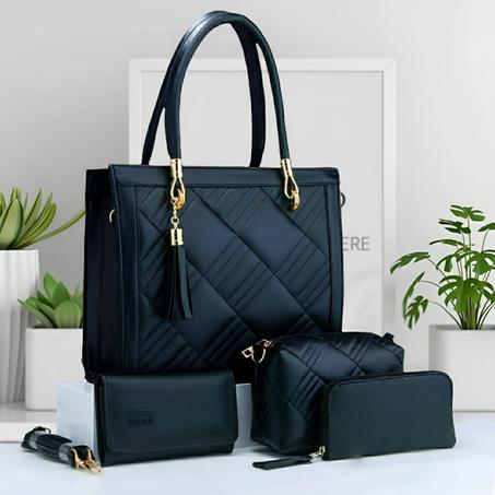 ثلاثة حقـــائب