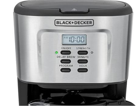 بلاك اند ديكر مكينة قهوة 900 واط سعة 1.5 لتر 50 60 هرتز يكفي 12 كوب تصنع مقطرة و اسبريسو أسود + فضي DCM85 B5 ضمان سنتين زجاج