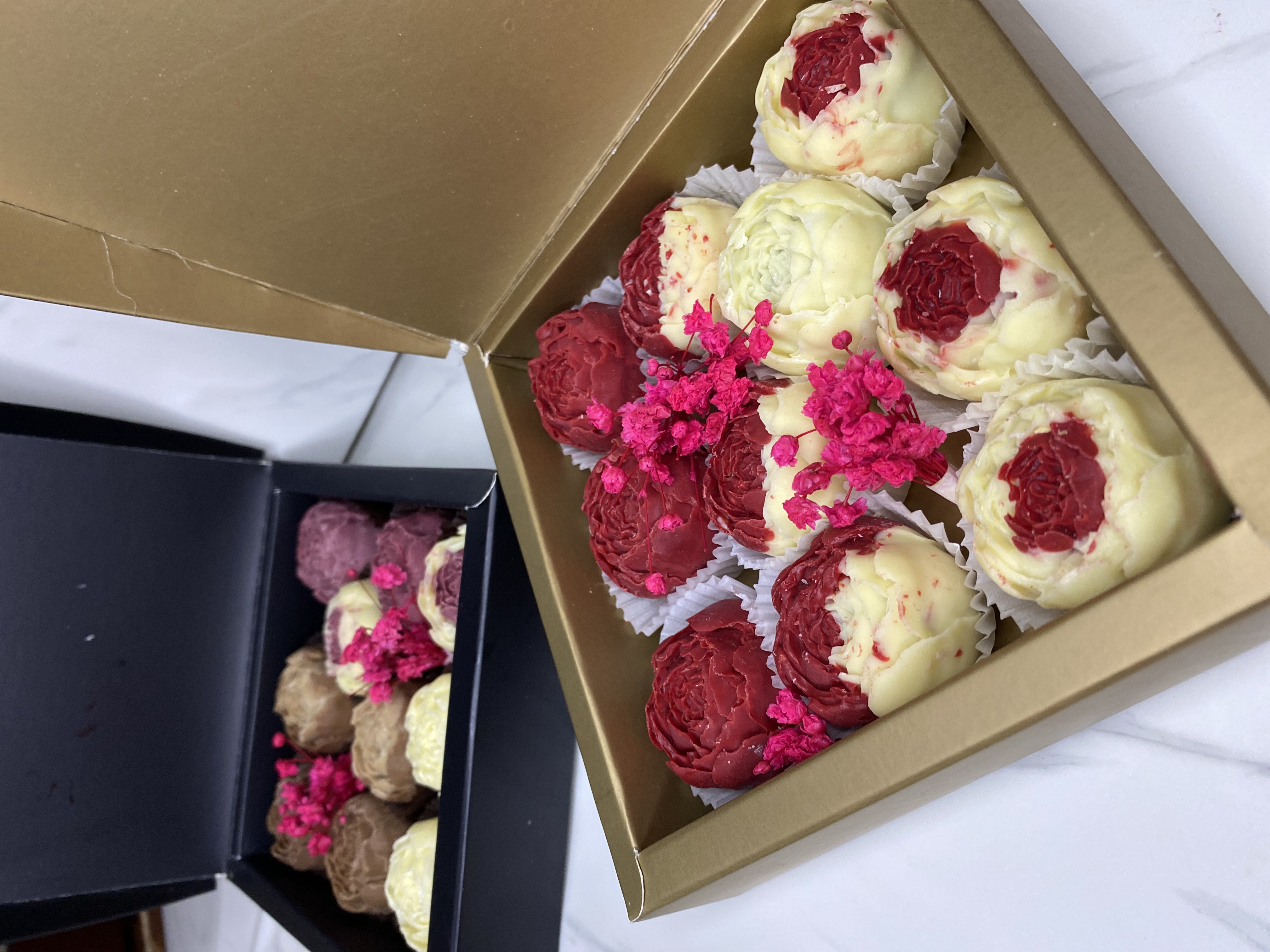 box chocolats fleurs 10 PCS