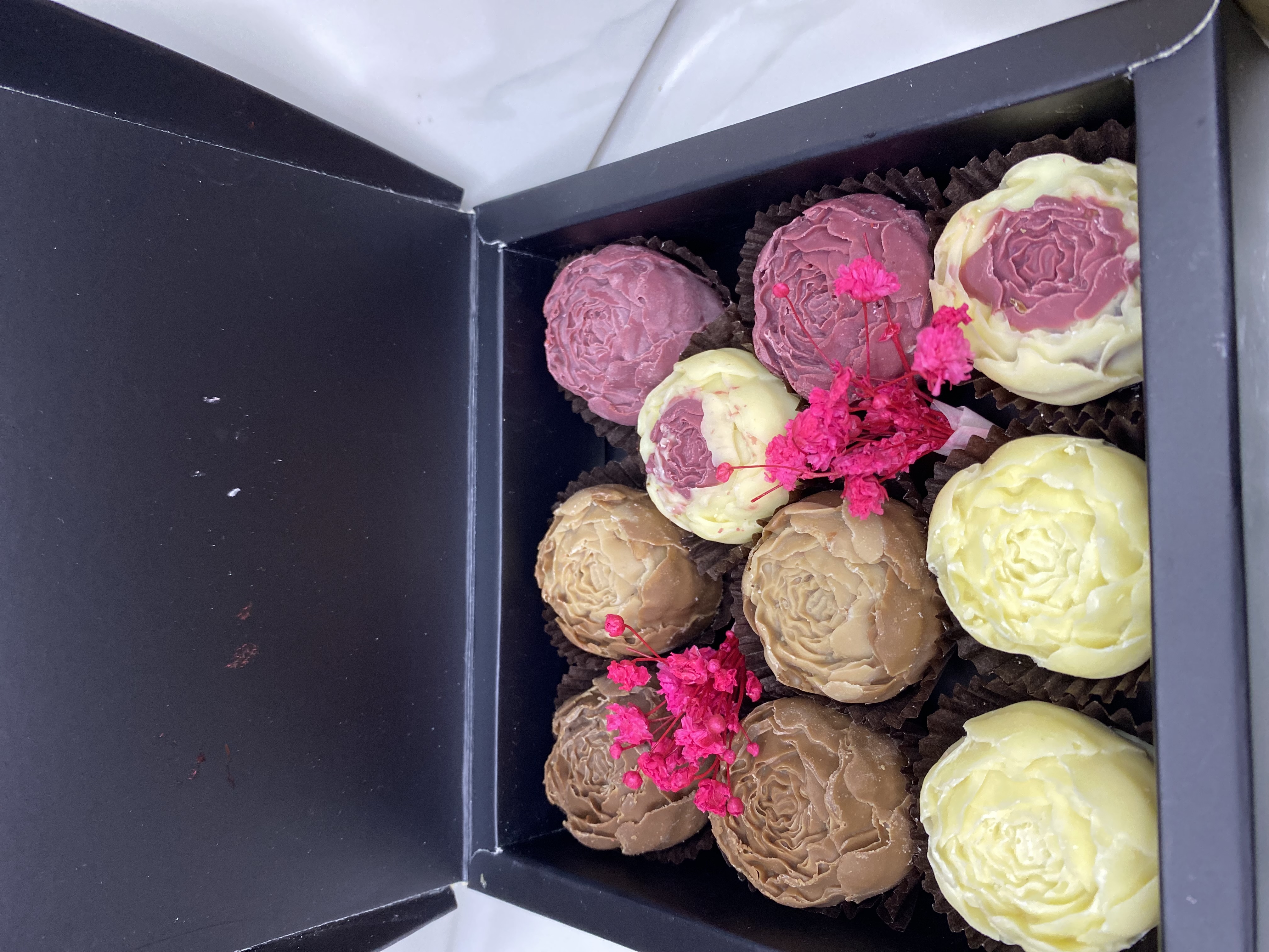 box chocolats fleurs 10 PCS