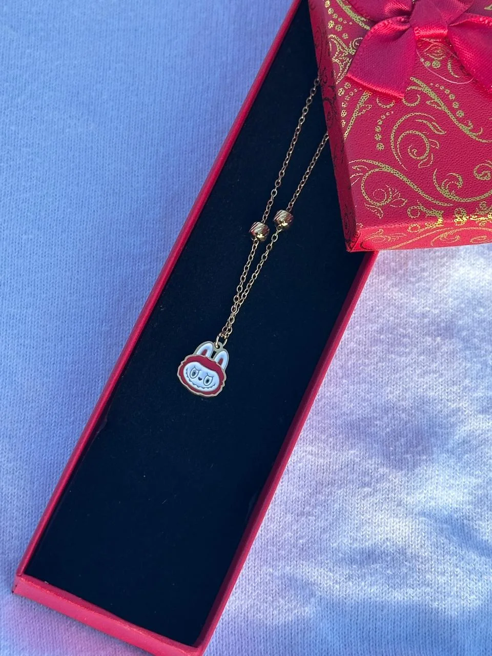 Collier Labubu Charmant rouge🐰