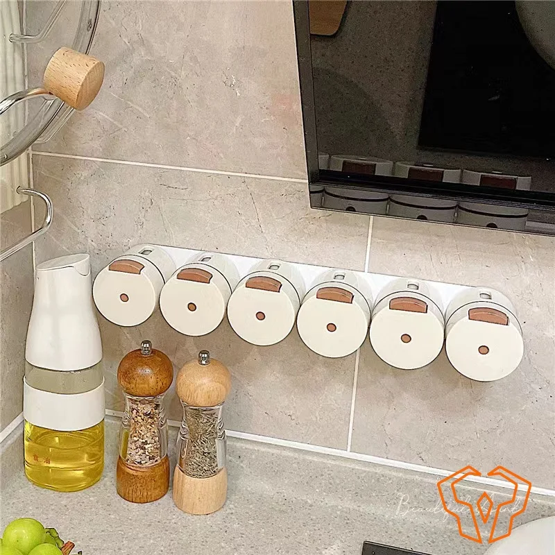 5 Pots à épices magnétique 🧲