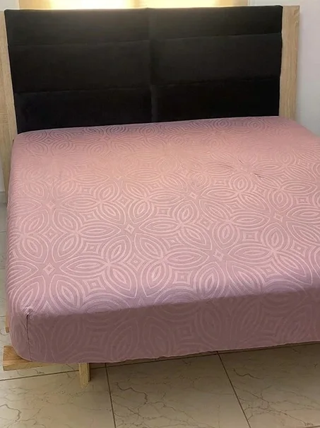Housse de Matelas Emboss