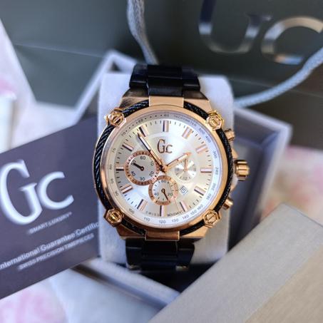 Guess Collection (Gc)