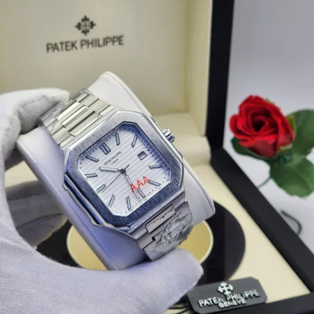 Patek Philippe Classic - Design Géométrique Luxueux
