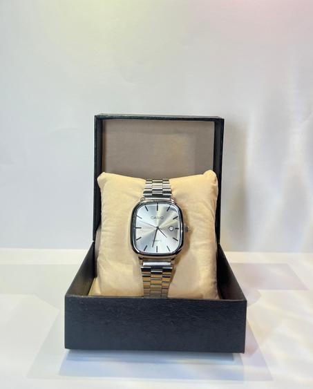 Casio Carré en Acier Blanche