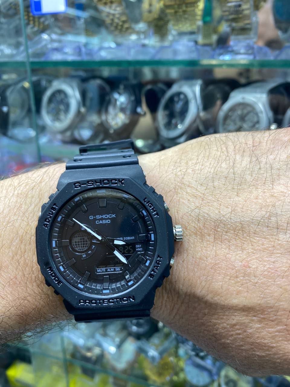 Gshock Noir et blanc