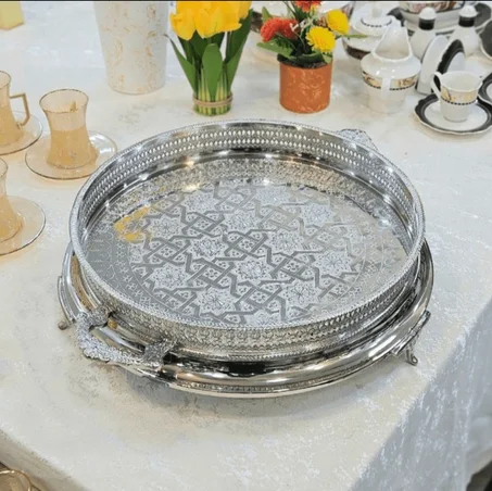 صينية نحاسية مصنوعة يدوياً