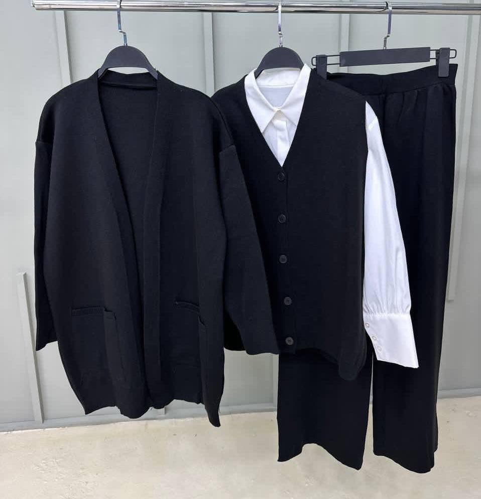 انسومبل صوفي ملكي بالوان طونودس