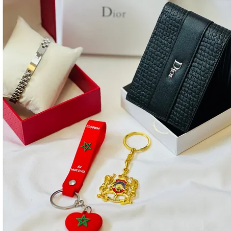 باك رجالي: محفظة رجالية dior و براسلي  انيق و هديتين