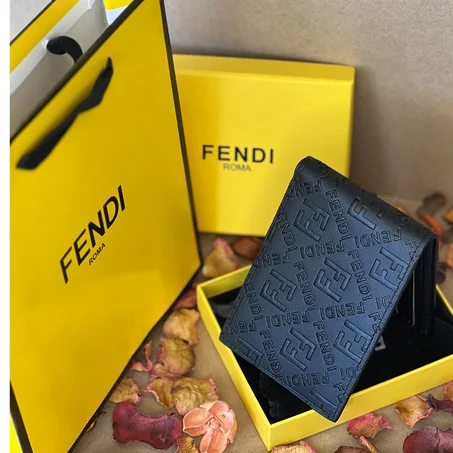 محفظة رجالية انيقة فخمة fendi