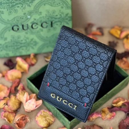 محفظة رجالية انيقة فخمة Gucci