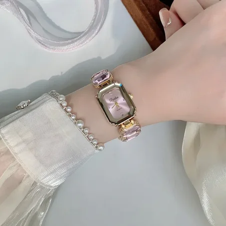 MONTRE VavAvoom  TNDC