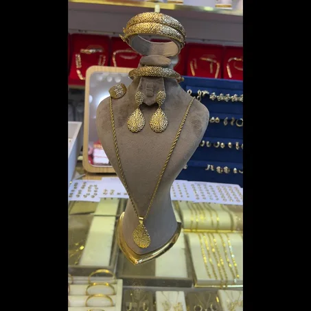 طاقم اكسسوارات