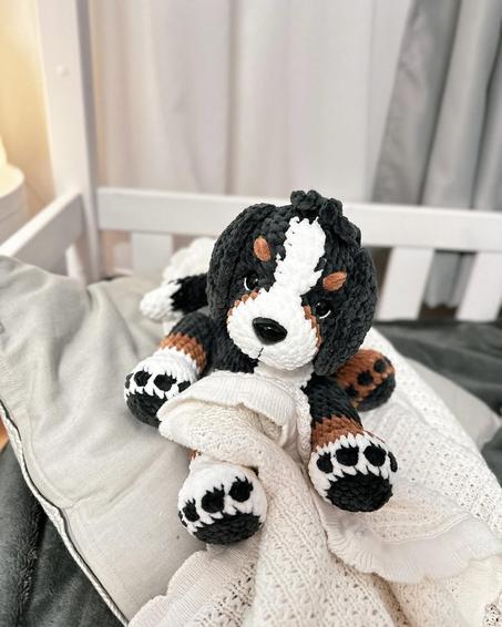 Bernese Mountain Dog Crochet Pattern – Amigurumi Dog with Bandana | Cute Plush Puppy Crochet PDF | English Crochet Tutorial