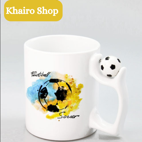 كوب تسامي أبيض بمقبض كرة قدم