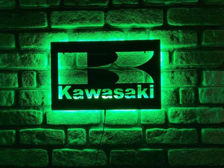 tableau KAWASAKI  en bois mdf avec led RGB