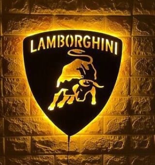 tableau LAMBORGHINI  en bois mdf avec led RGB