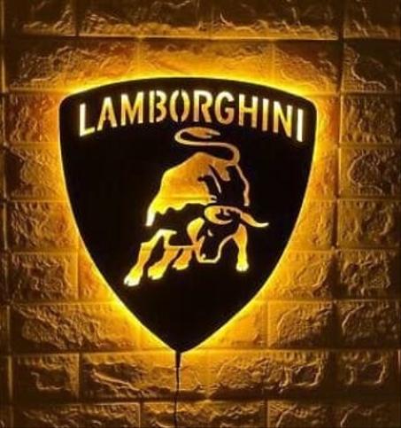 tableau LAMBORGHINI  en bois mdf avec led RGB