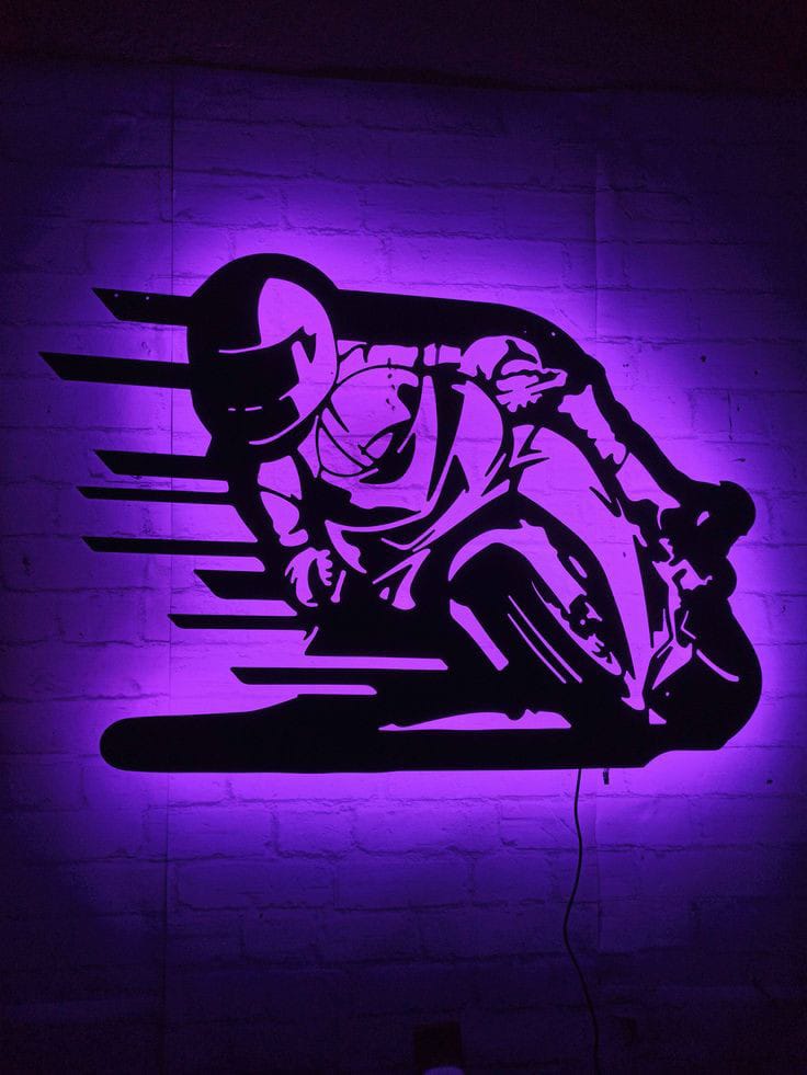 tableau MOTO  en bois mdf avec led RGB