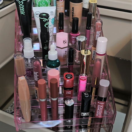 منظمة ماكياج و كوسميتيك