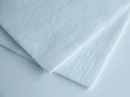 Revêtement géomembrane composite