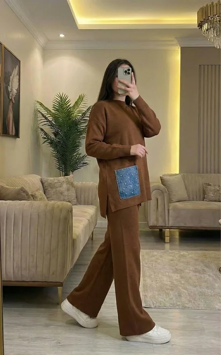 طقم تريكو نسائي (قطعتين) - جودة ممتازة وتصميم عصري ✨