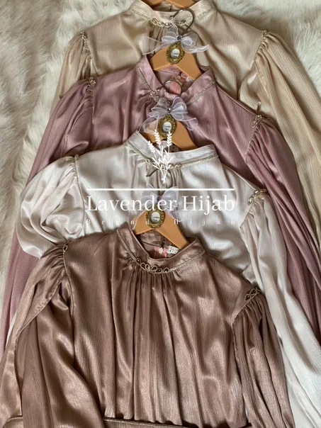 ROBE Aurilia