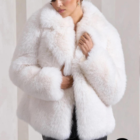 FUR JACKET IN WHITE MADE IN FRANCE 🇫🇷