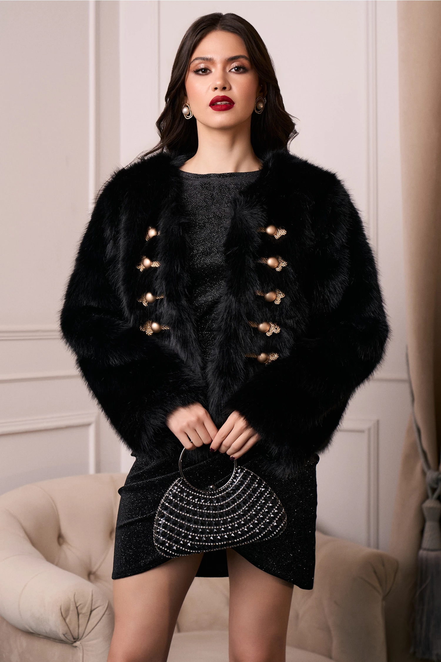 ELEGANT BLACK FUR JACKET WITH DECORATIVE BUTTONS