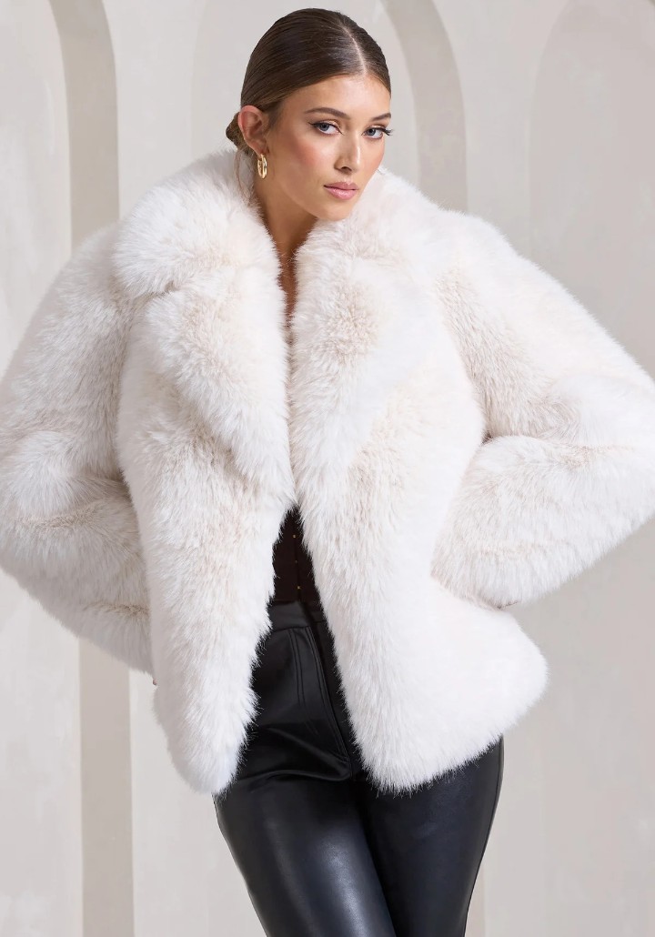 FUR JACKET IN WHITE MADE IN FRANCE 🇫🇷