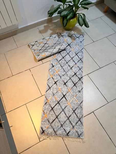 Tapis De Cuisine Design Carreaux Forme Rhombique Couleur Grise ( 2 piéces )