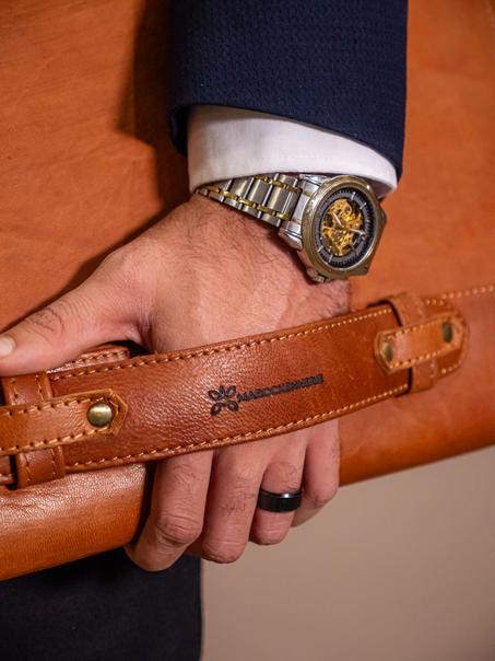 حقيبة الكمبيوتر المحمول