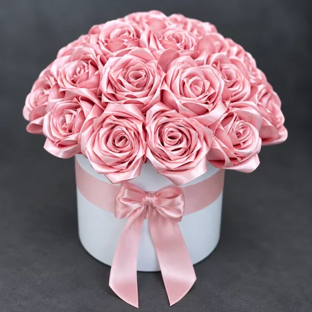 Bouquets de fleurs en satin