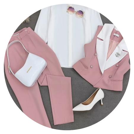 ملابس نسائيه