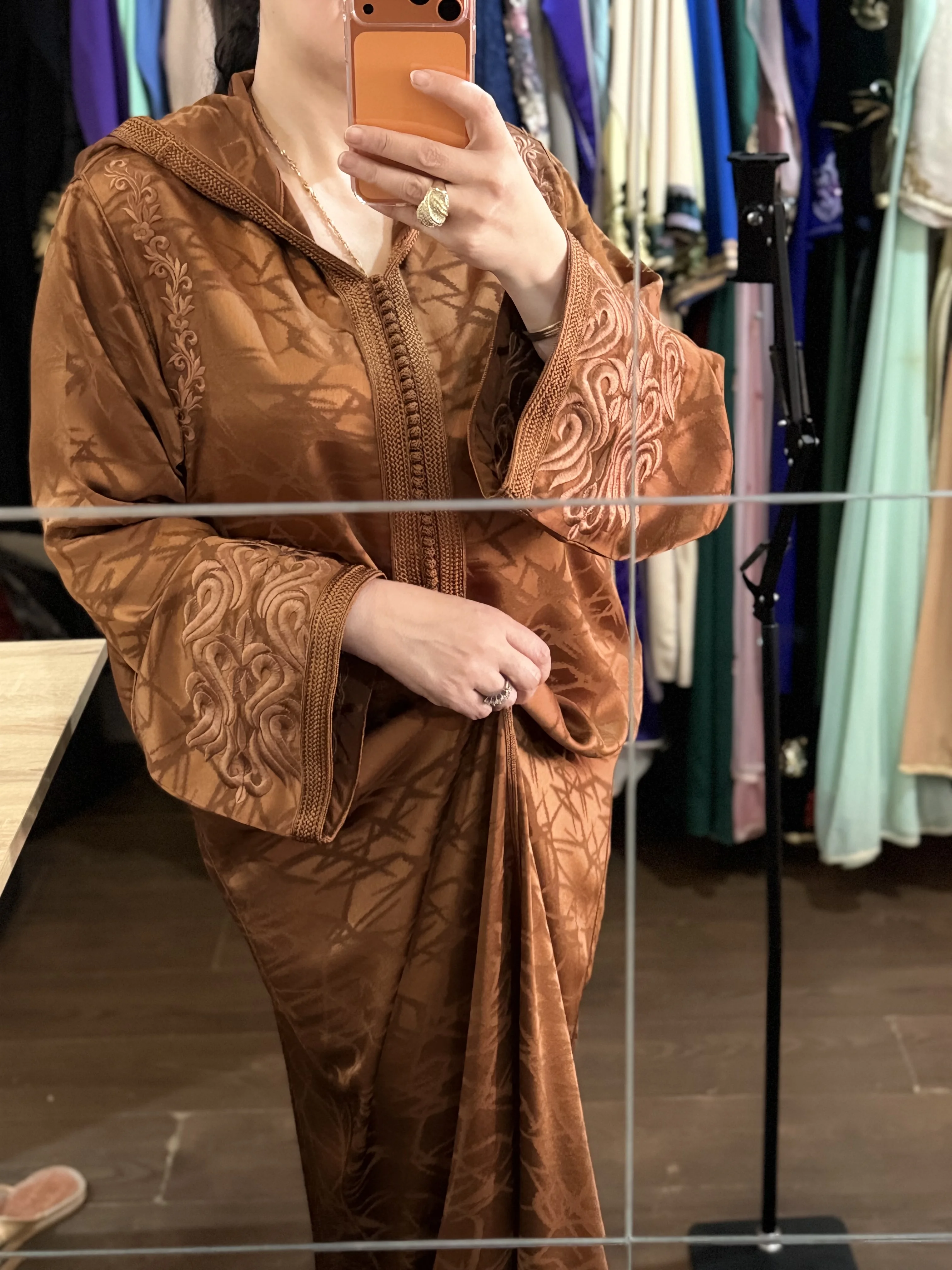 جلابة باتول