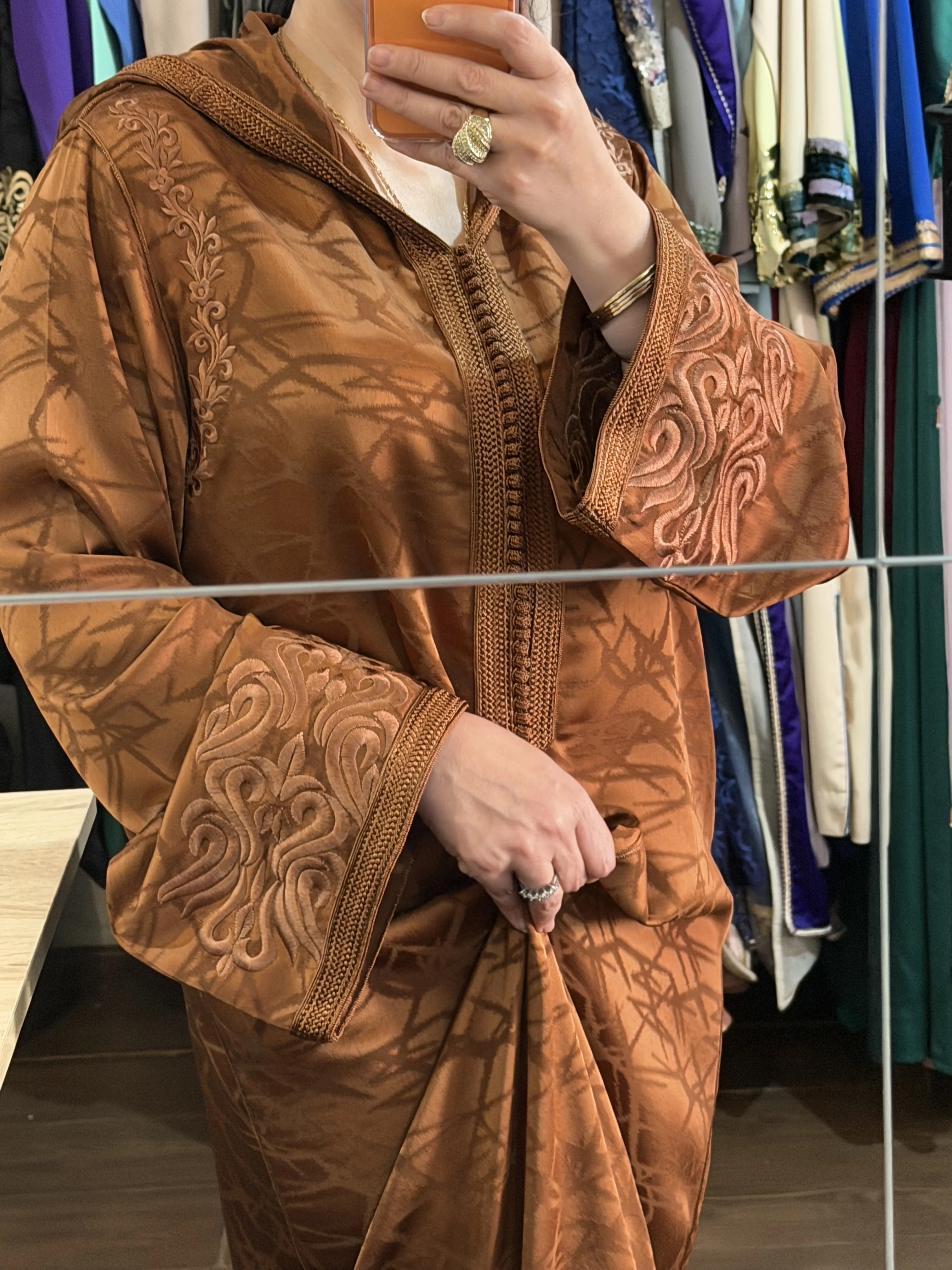 جلابة باتول