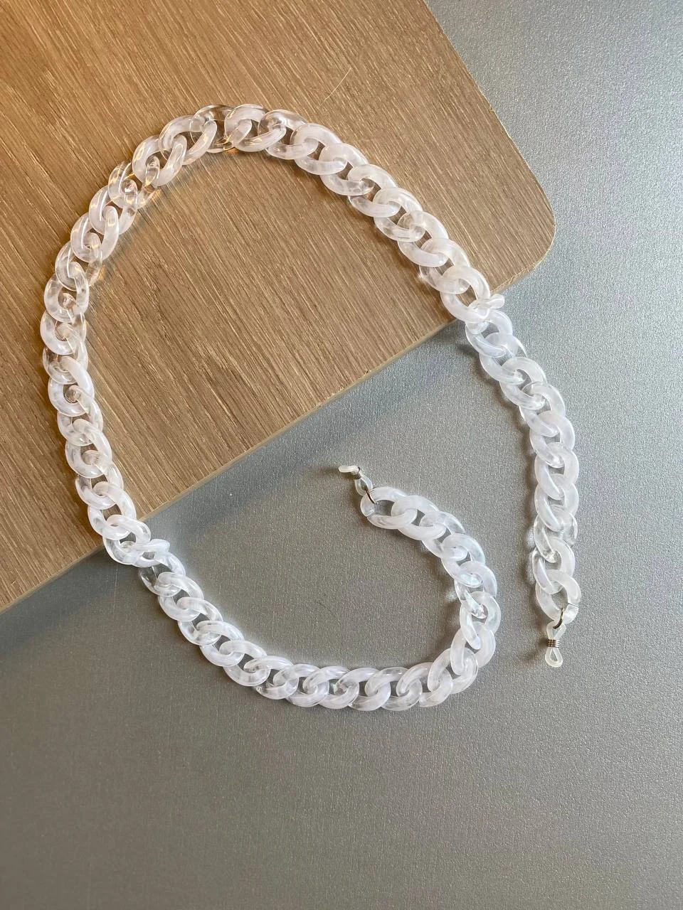 Chaîne de lunettes en acrylique moyen mouchti