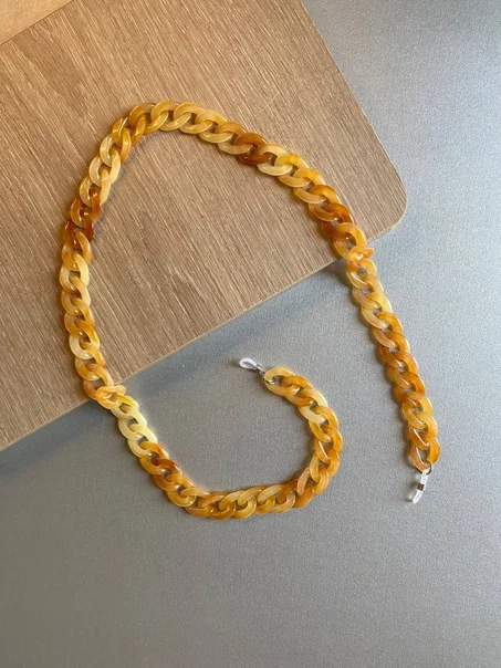 Chaîne de lunettes en acrylique moyen mouchti