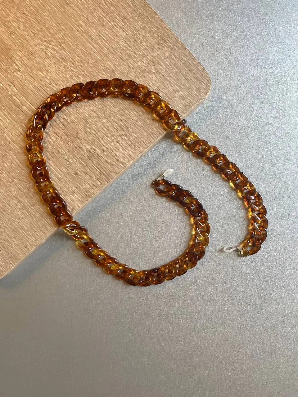 Chaîne de lunettes en acrylique moyen mouchti