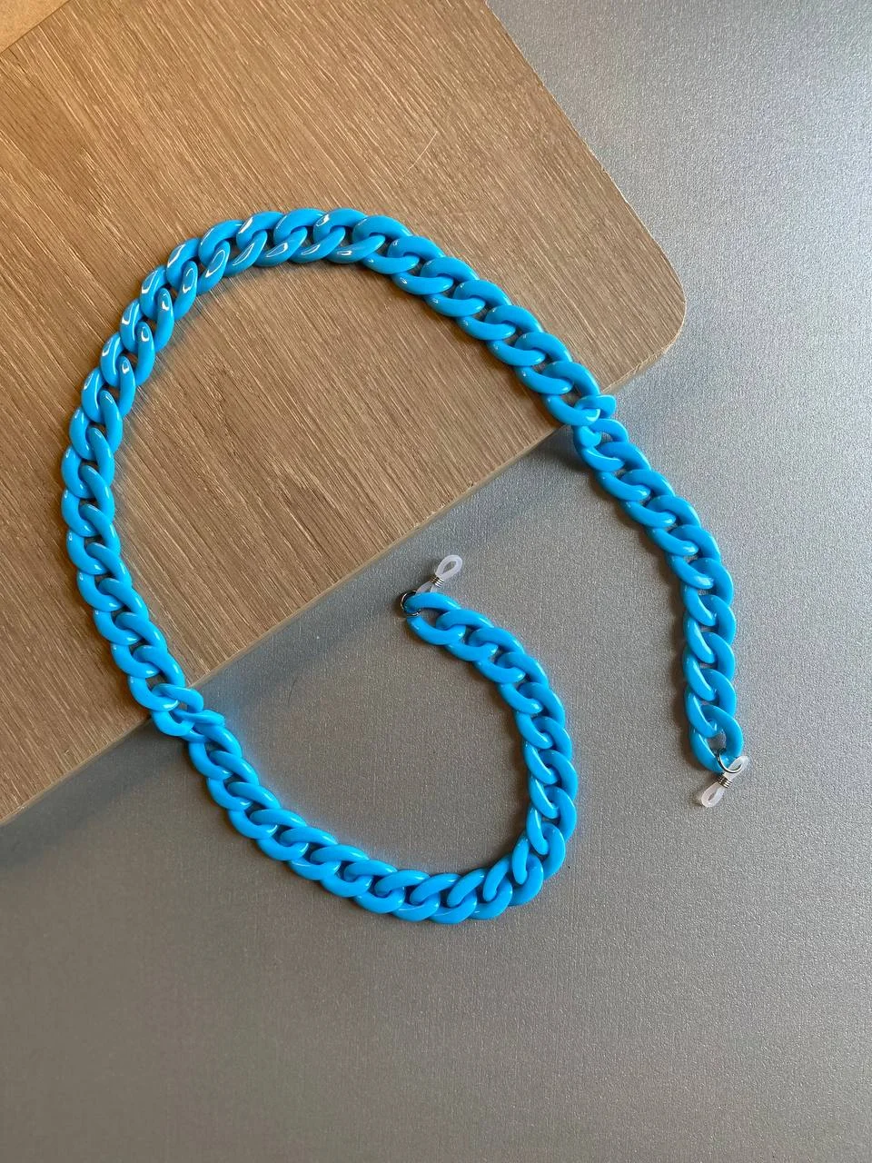 Chaîne de lunettes en acrylique moyen